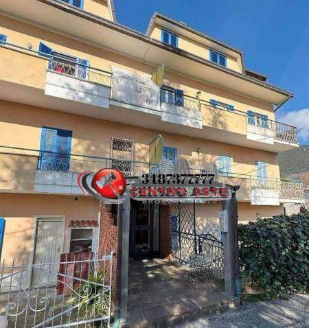 appartamento in vendita a Subiaco