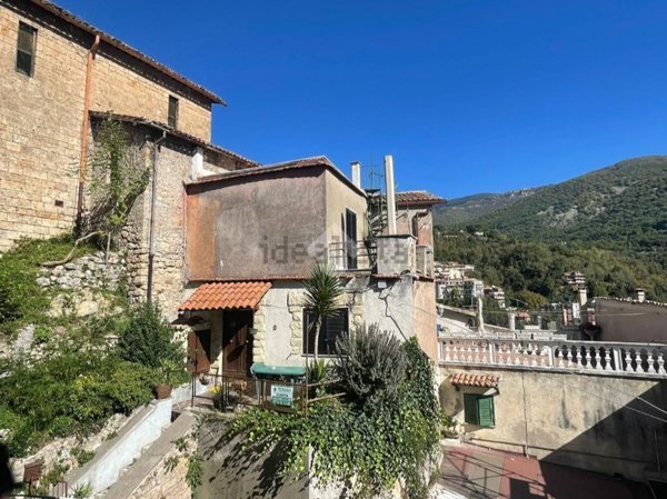 appartamento in vendita a Subiaco