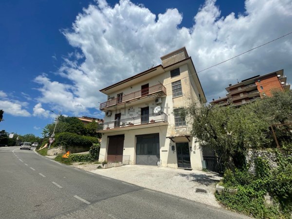 appartamento in vendita a Subiaco in zona Vignola