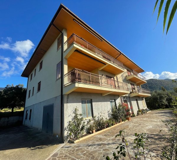 appartamento in vendita a Subiaco in zona Vignola