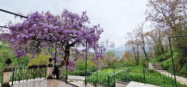 casa indipendente in vendita a Subiaco in zona Vignola