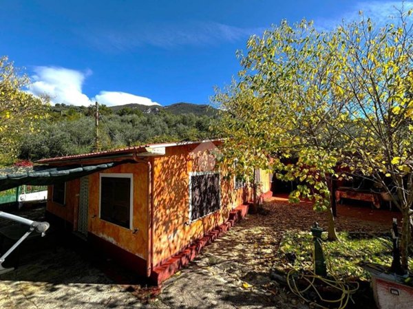 casa indipendente in vendita a Subiaco in zona Vignola