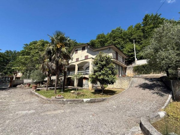 casa indipendente in vendita a Subiaco in zona Vignola