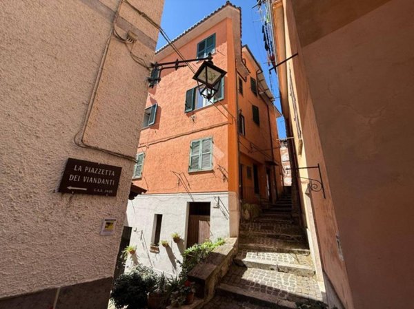 appartamento in vendita a Subiaco