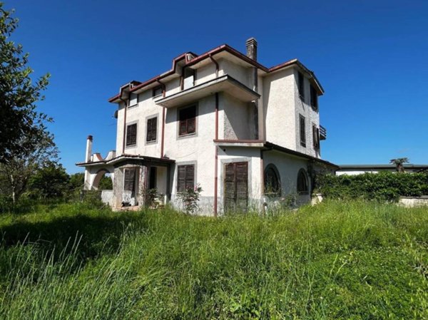 casa indipendente in vendita a Subiaco in zona Vignola