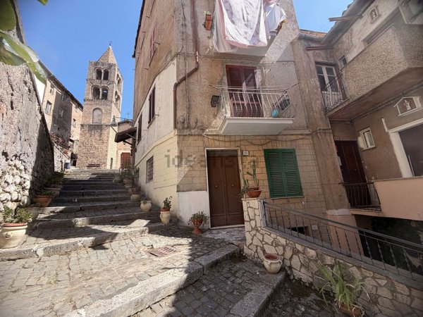 appartamento in vendita a Subiaco