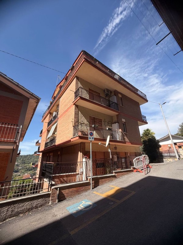 appartamento in vendita a Subiaco