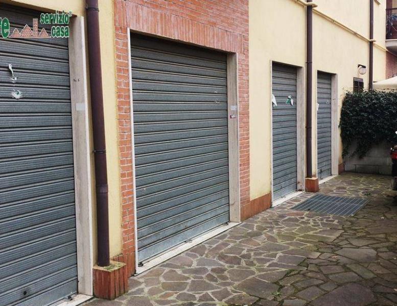 casa indipendente in vendita a Tivoli in zona Campolimpido