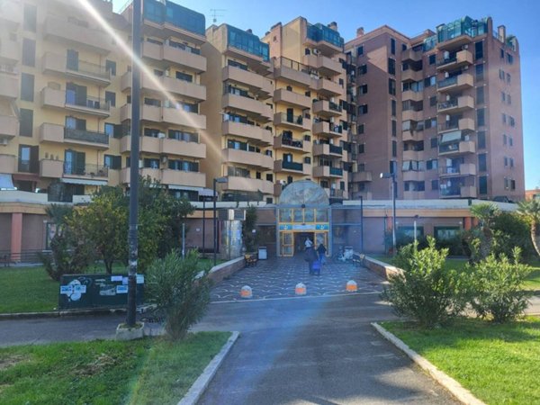 negozio in vendita a Tivoli in zona Terme