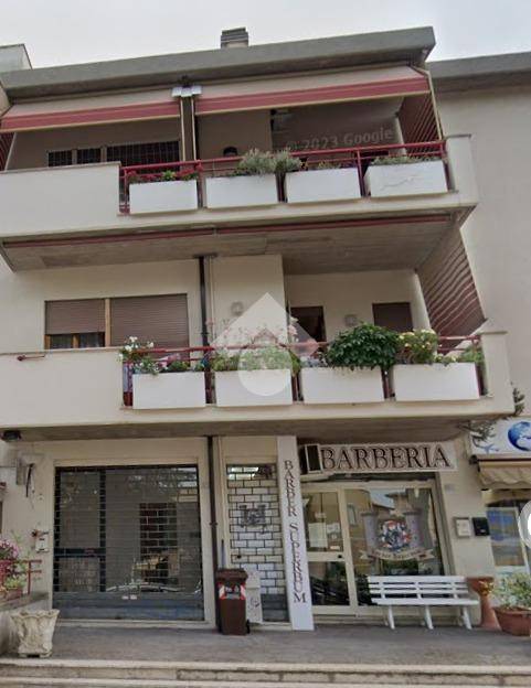 negozio in vendita a Tivoli in zona Villa Adriana