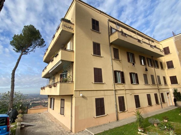 appartamento in vendita a Tivoli