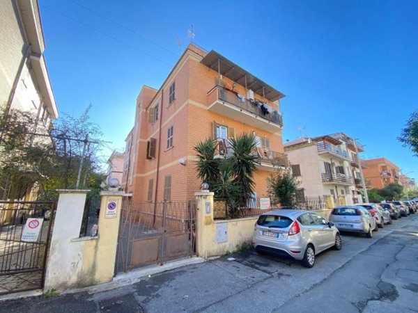 appartamento in vendita a Tivoli in zona Terme