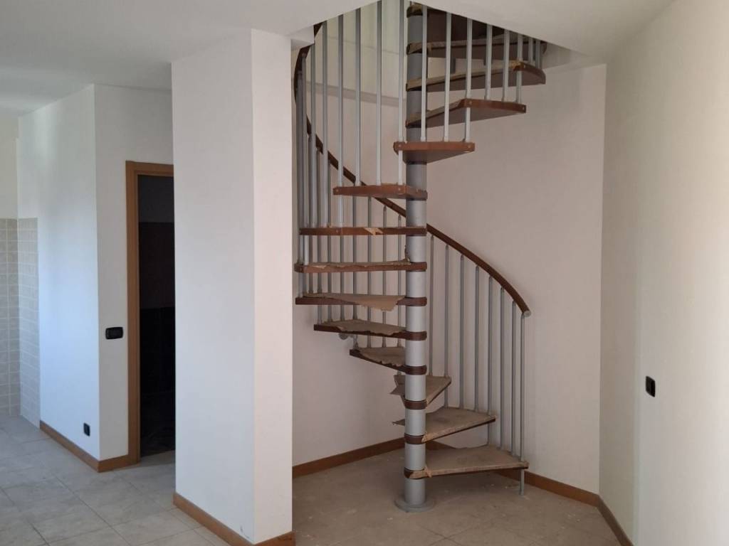 appartamento in vendita a Tivoli in zona Terme