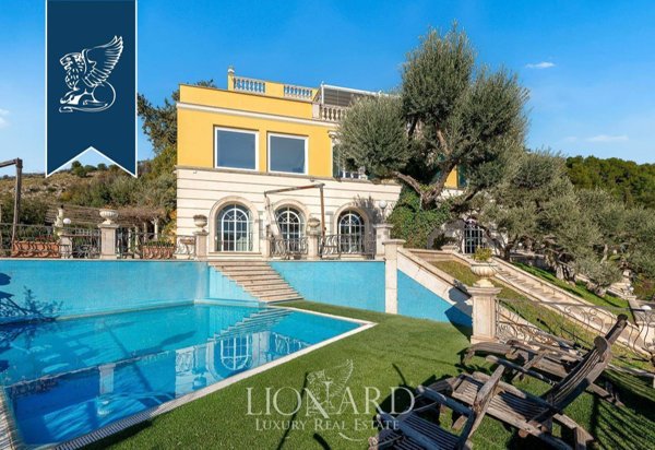 casa indipendente in vendita a Tivoli