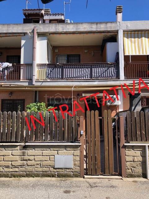 casa indipendente in vendita a Tivoli in zona Terme