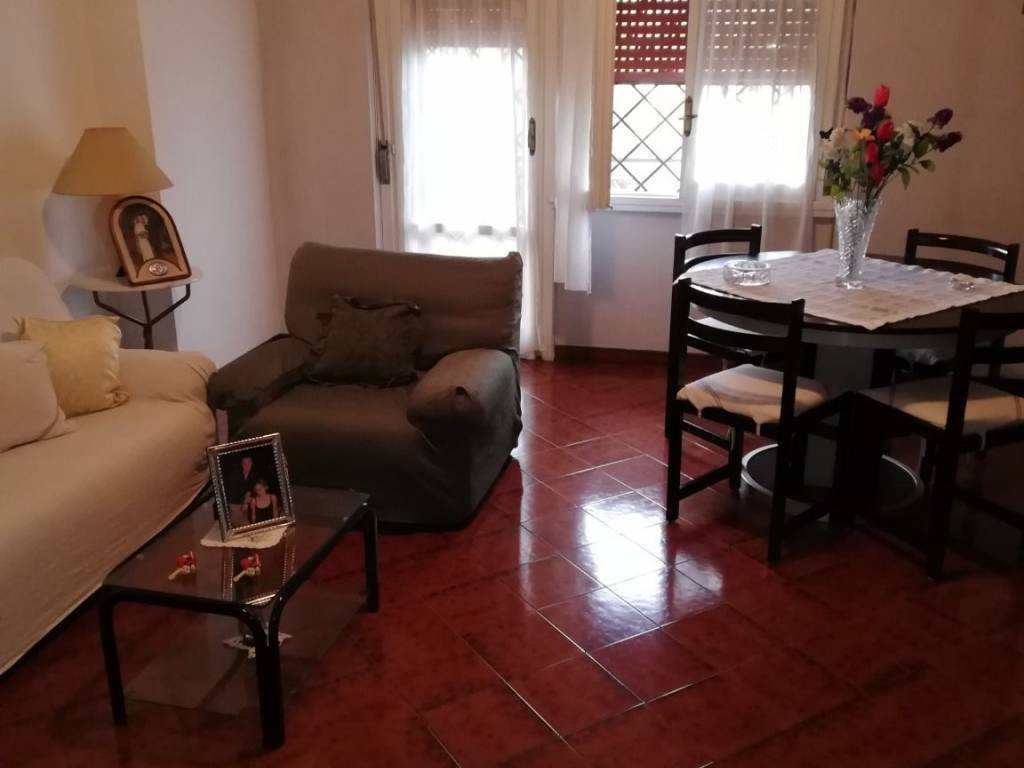 appartamento in vendita a Tivoli in zona Terme