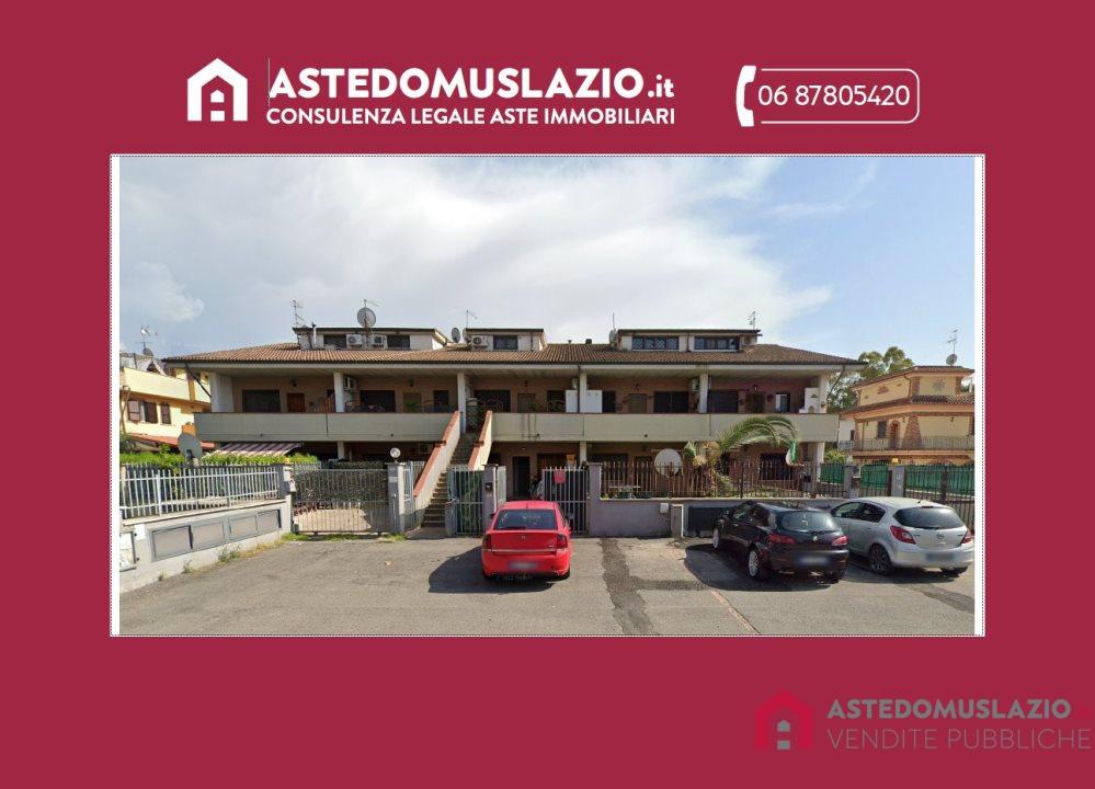 appartamento in vendita a Tivoli in zona Terme