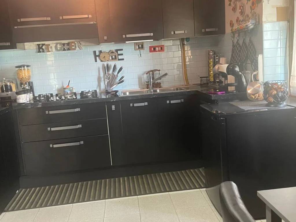 appartamento in vendita a Tivoli in zona Terme