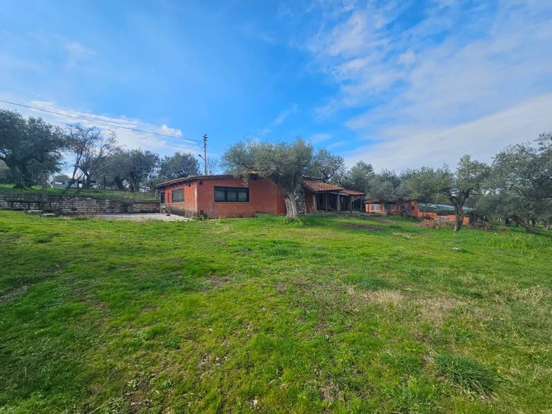 casa indipendente in vendita a Tivoli