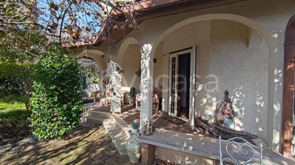 casa indipendente in vendita a Tivoli