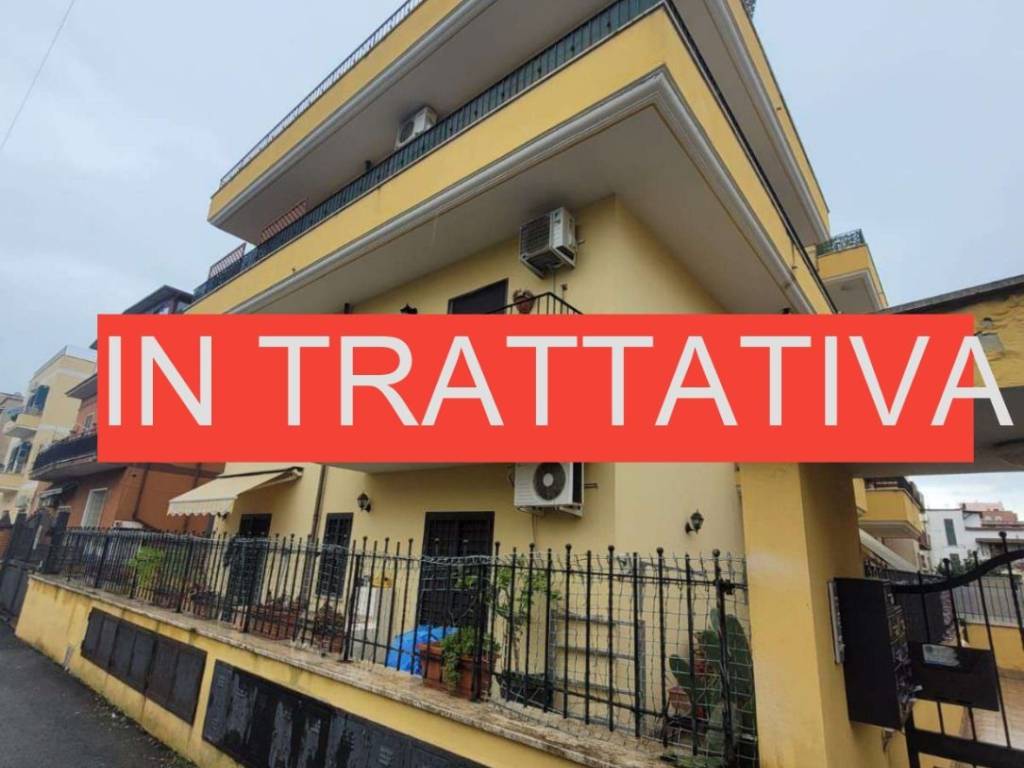 appartamento in vendita a Tivoli in zona Terme