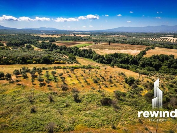 terreno agricolo in vendita a Tivoli in zona Villa Adriana