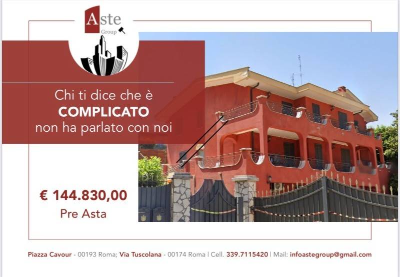 casa indipendente in vendita a Tivoli in zona Villaggio Adriano