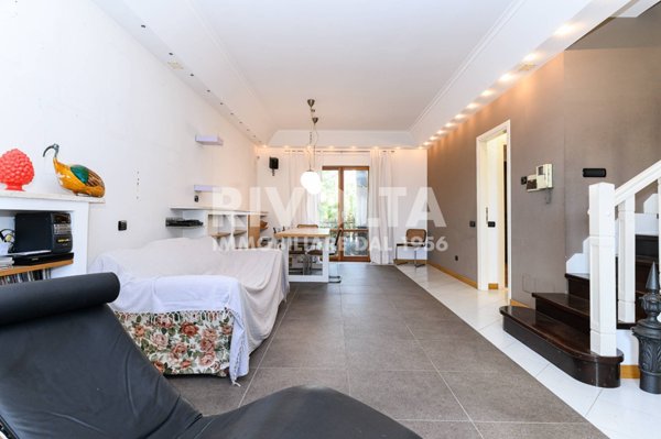 casa indipendente in vendita a Tivoli in zona Terme