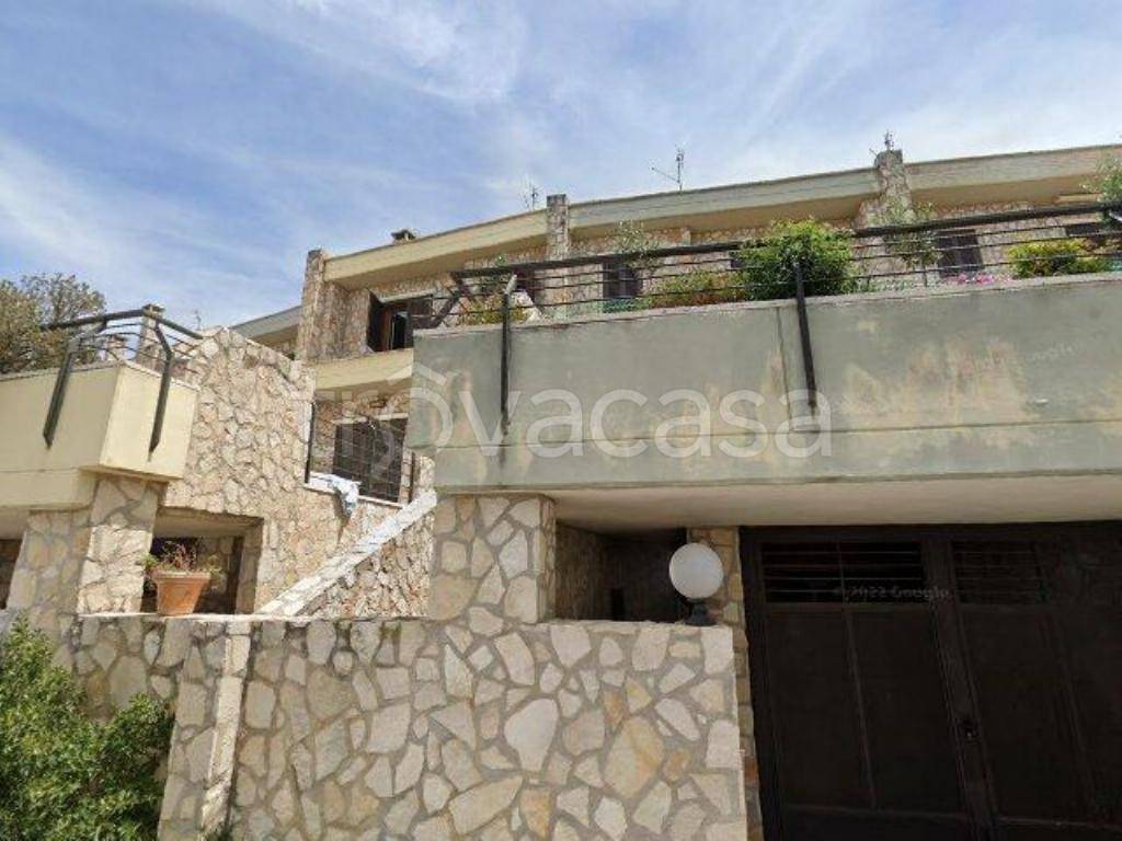 casa indipendente in vendita a Tivoli