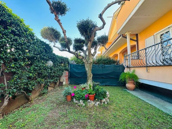 casa indipendente in vendita a Tivoli