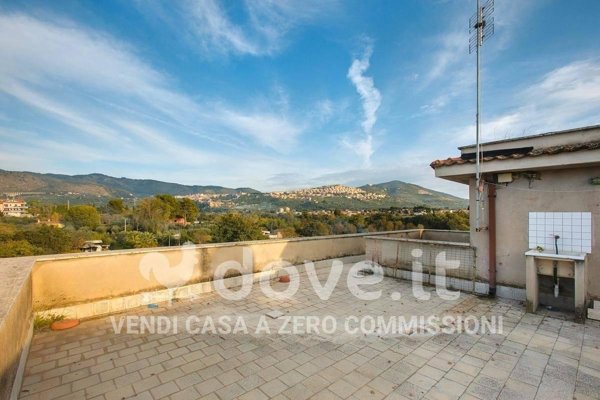 appartamento in vendita a Tivoli in zona Favale