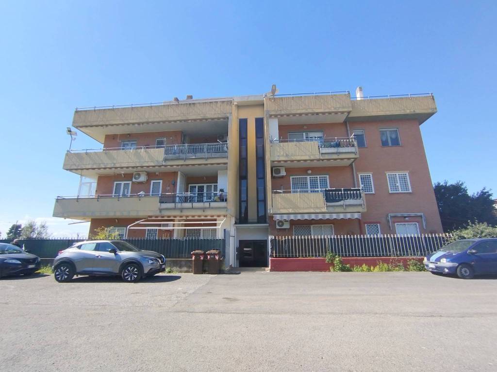 appartamento in vendita a Tivoli in zona Favale