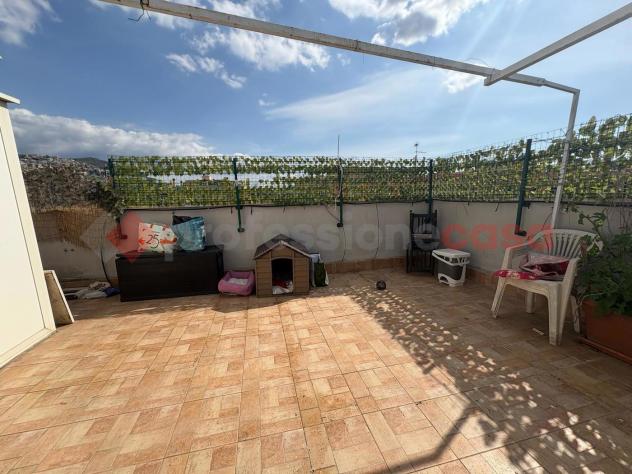 appartamento in vendita a Tivoli in zona Campolimpido