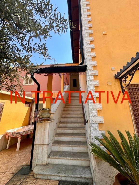 appartamento in vendita a Tivoli in zona Terme