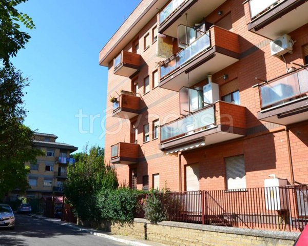 appartamento in vendita a Tivoli in zona Favale