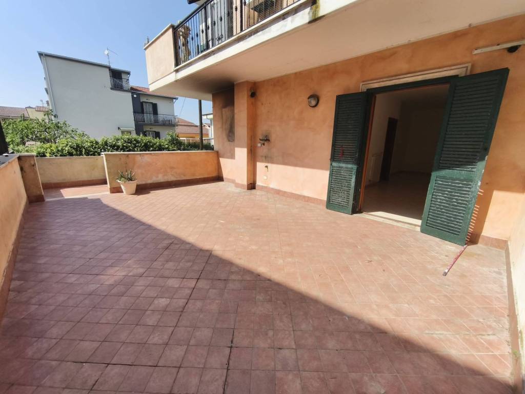 appartamento in vendita a Tivoli in zona Terme