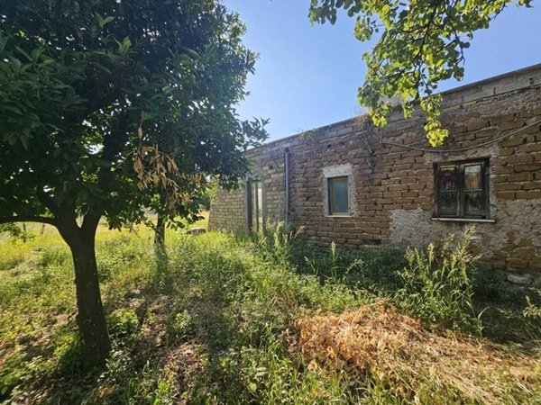 appartamento in vendita a Tivoli in zona Favale