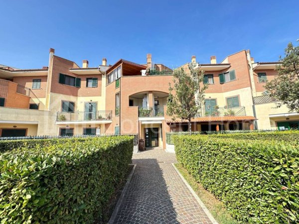 appartamento in vendita a Tivoli in zona Terme