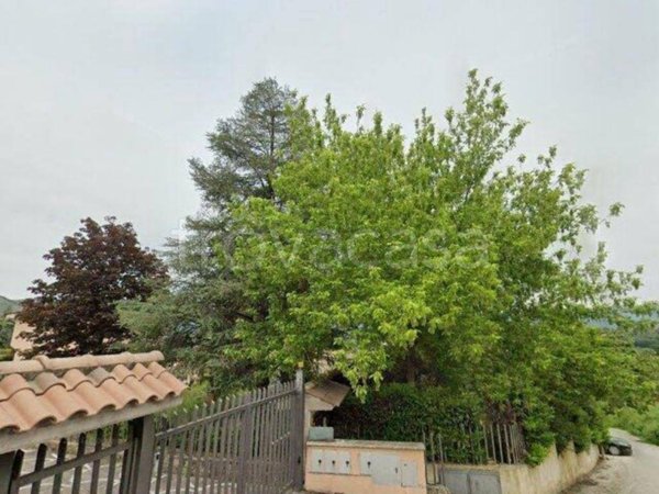 casa indipendente in vendita a Tivoli