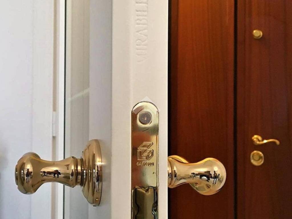 appartamento in vendita a Tivoli in zona Villaggio Adriano