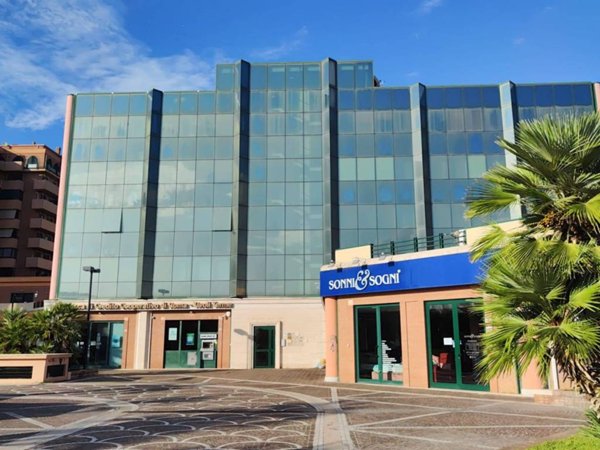ufficio in vendita a Tivoli in zona Terme