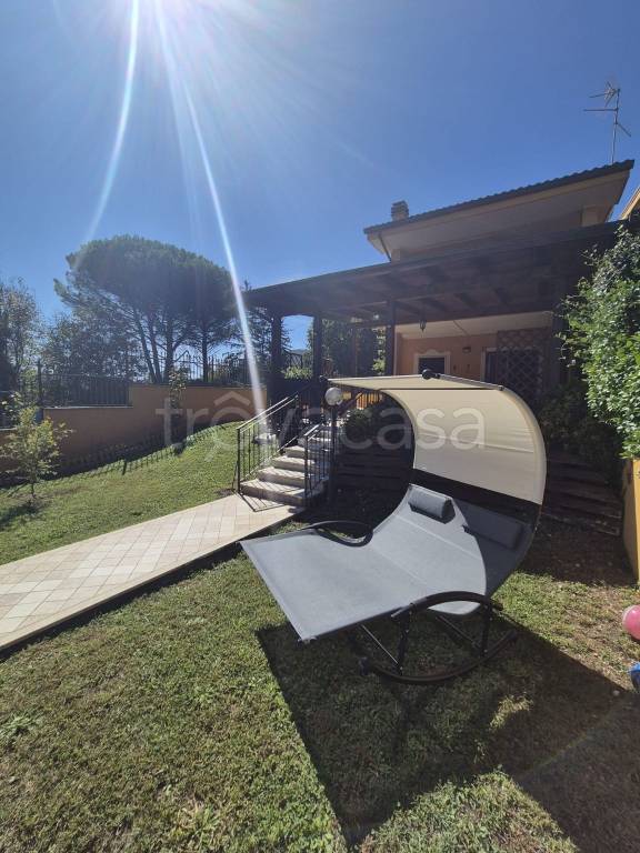 casa indipendente in vendita a Tivoli