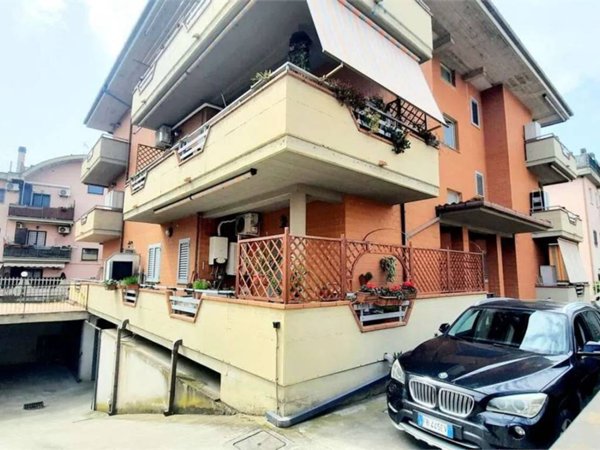 appartamento in vendita a Tivoli in zona Favale