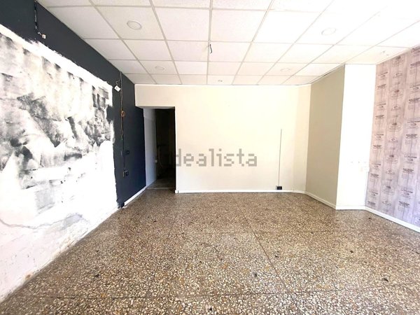 locale commerciale in vendita a Tivoli