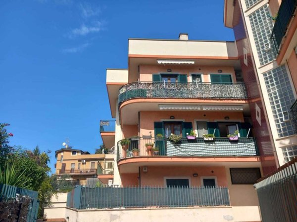 appartamento in vendita a Tivoli in zona Ponte Lucano