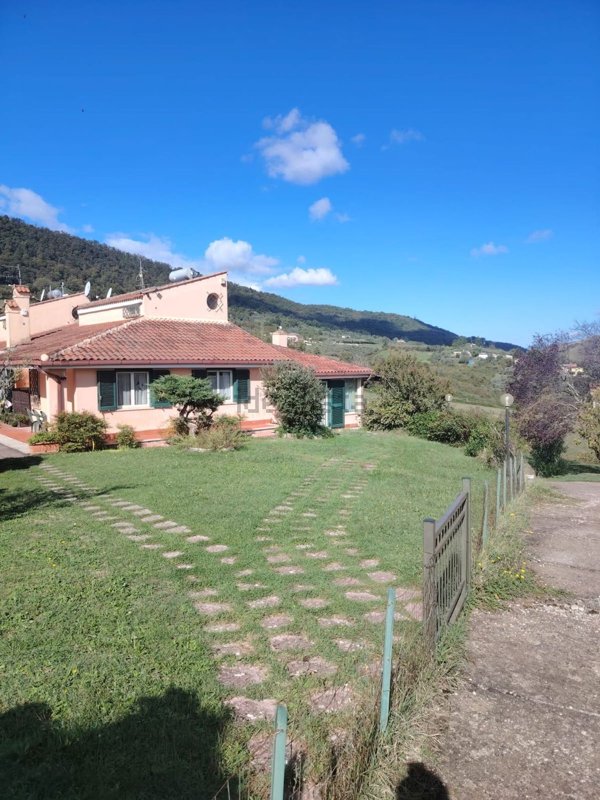 casa indipendente in vendita a Tivoli