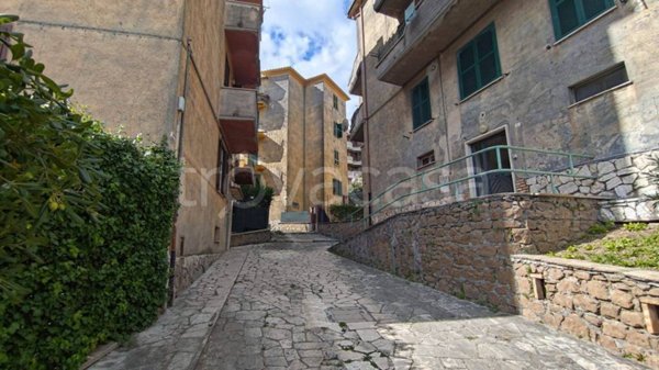 appartamento in vendita a Tivoli