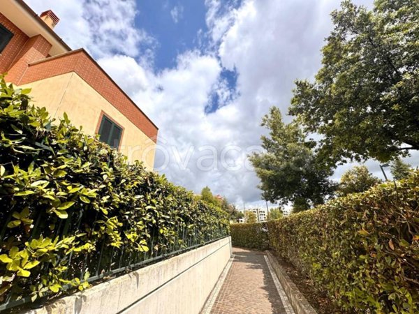 appartamento in vendita a Tivoli in zona Terme