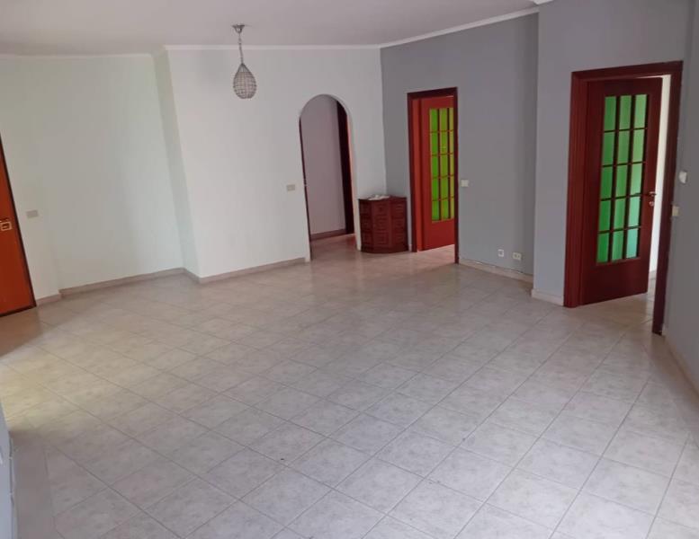 appartamento in vendita a Tivoli in zona Terme