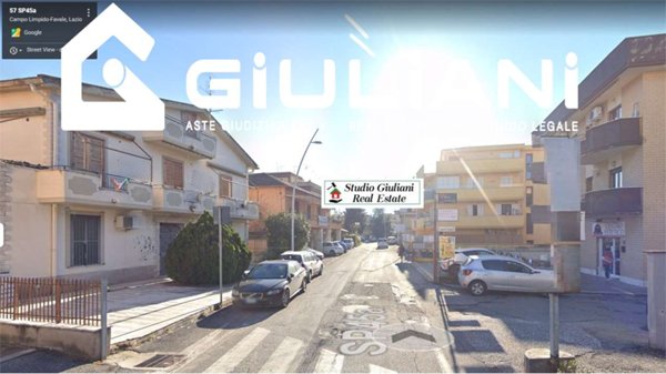 appartamento in vendita a Tivoli in zona Campolimpido